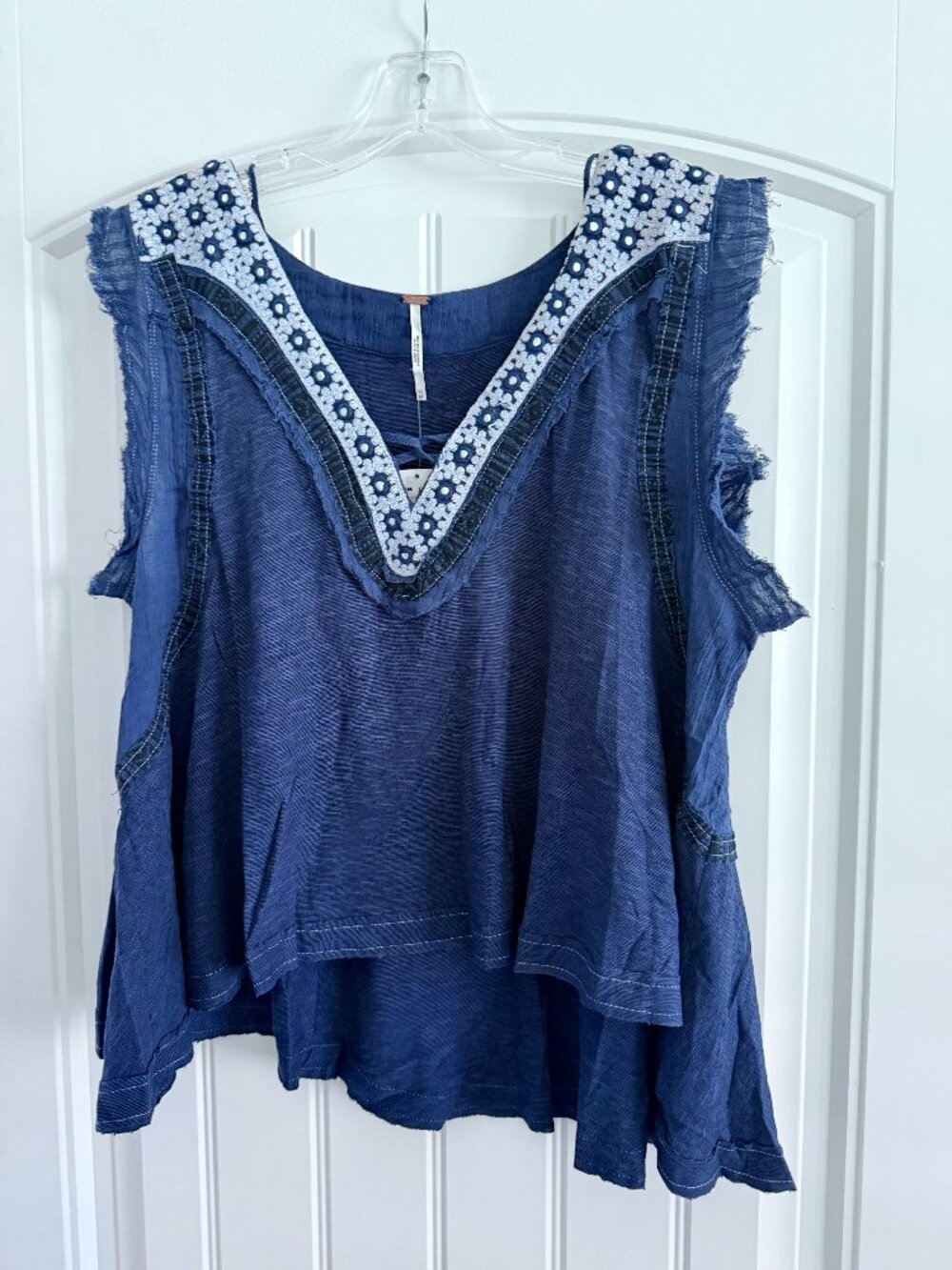 Free People NEW Women's Blue V Neck Boho Ecru Top - Oversized XS (fits to a Med)